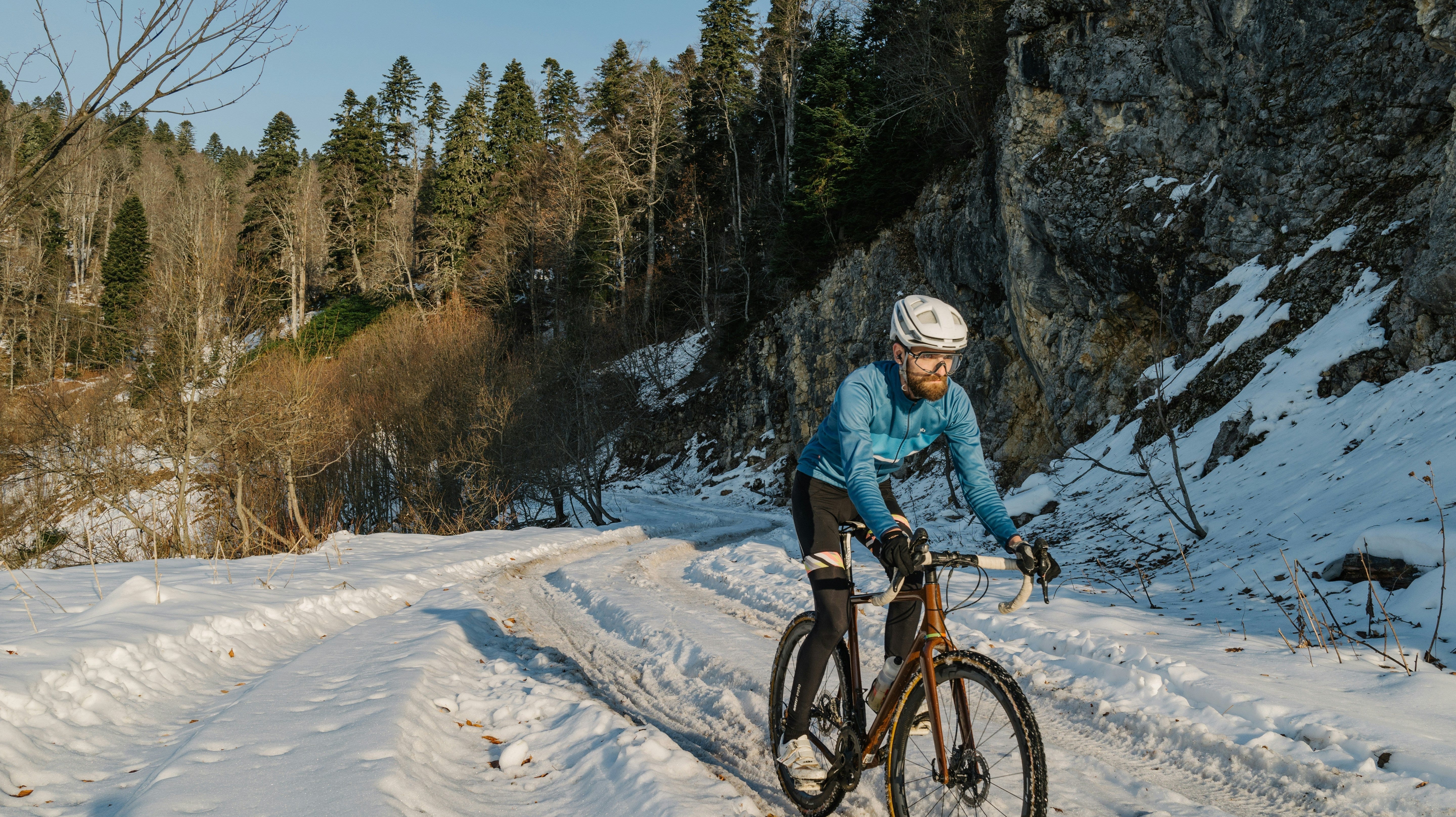 Warum Ihre Augen beim Radfahren im Winter tränen!