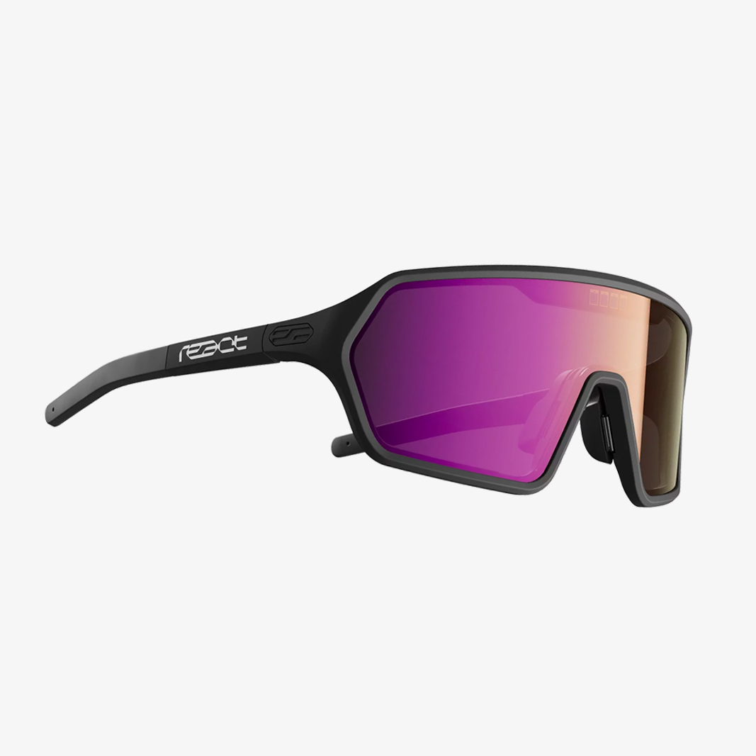 React Swiss / REV BLACK Nova