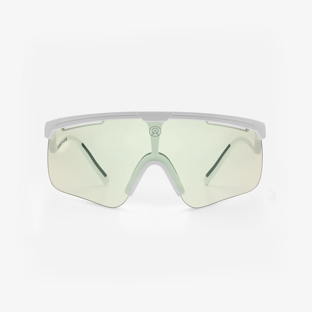 Alba Optics Delta White / VZUM™ F-Lens BTL Photochromic face