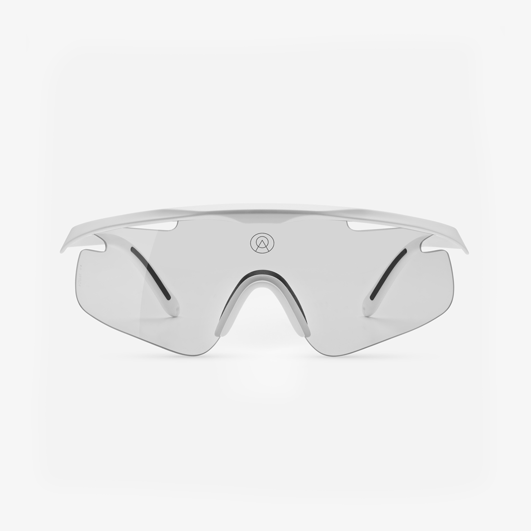 Alba Optics Mantra White / VZUM™ F-Lens Classic Photochromic face