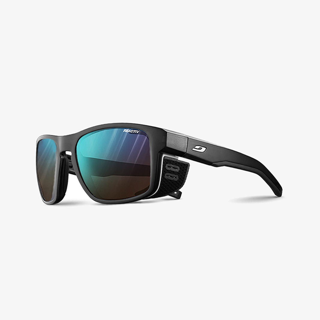 Julbo Shield M mit Sehstärke / Schwarz Durchscheinend Weiß / REACTIV 2-4