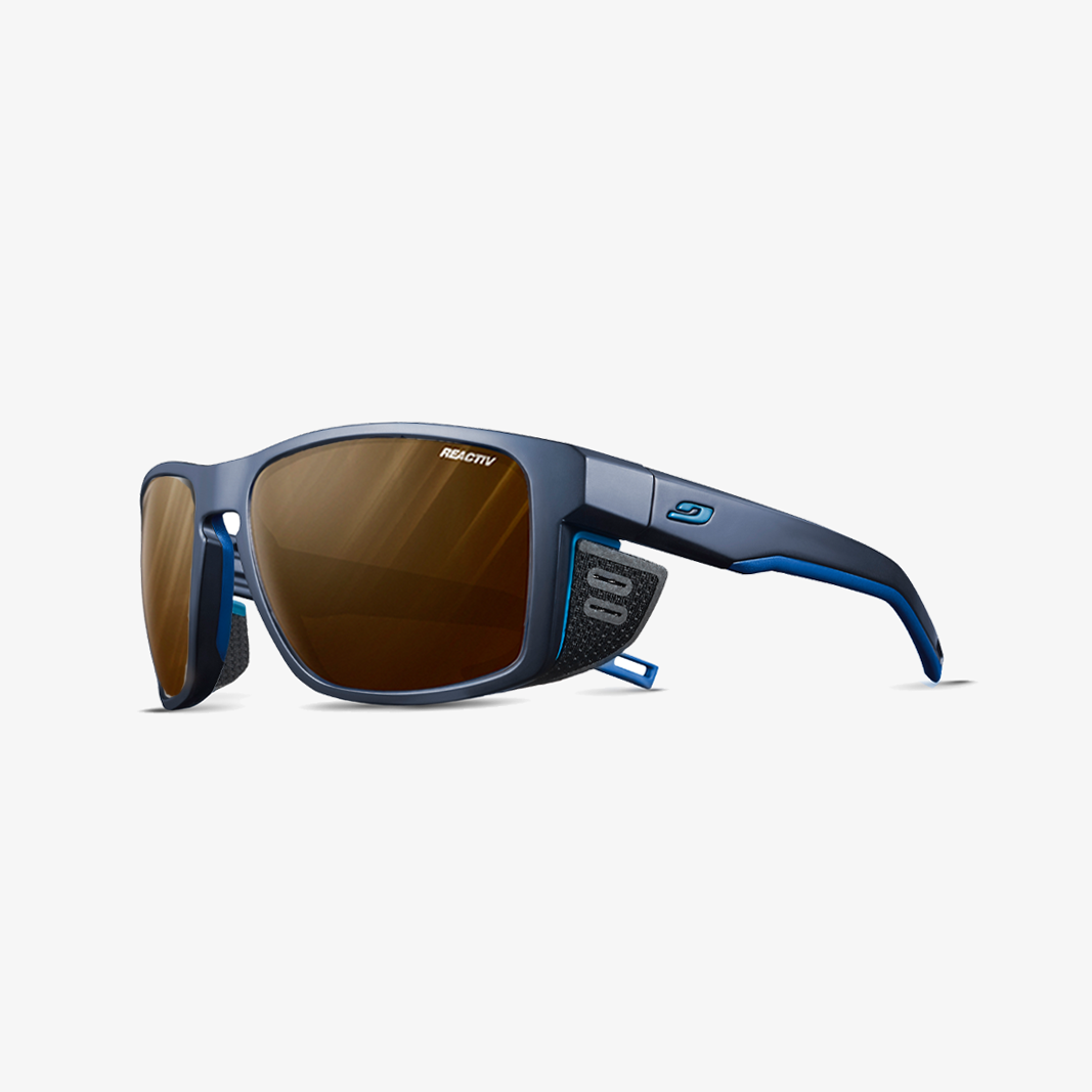 Julbo Shield M mit Sehstärke / Dunkelblau Blau REACTIV 2-4 Polarized