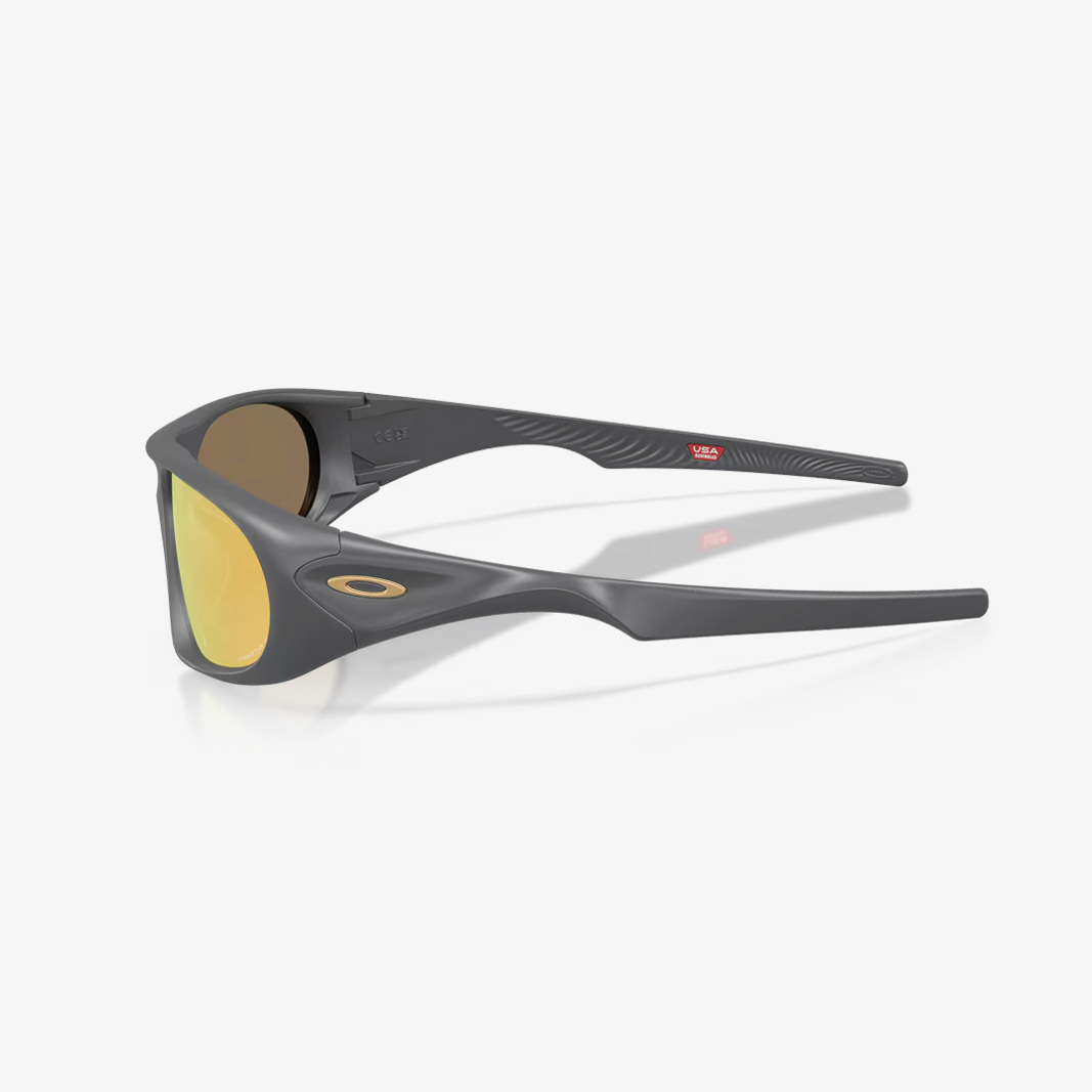 Oakley Neoforma / Matte Carbon - Prizm 24K Polarized side