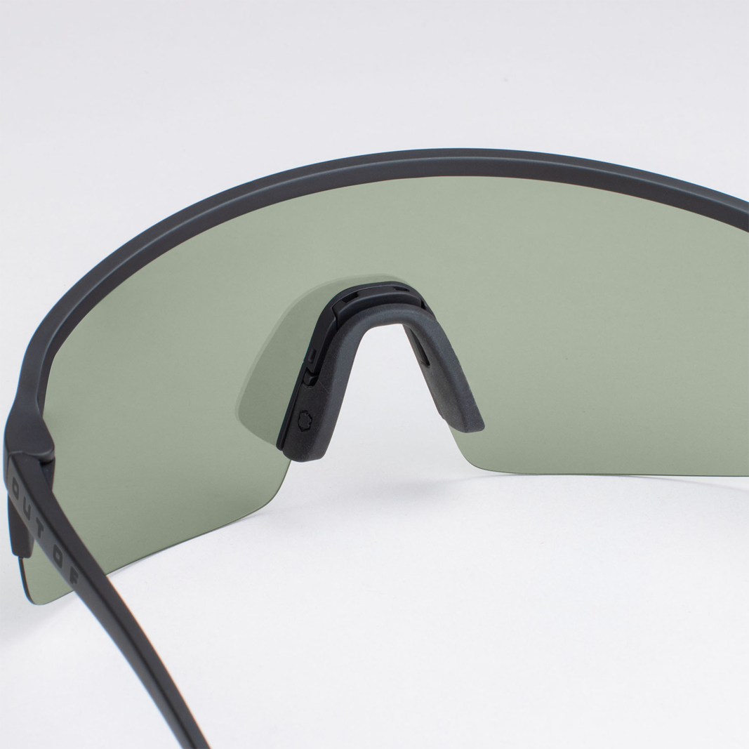 Out-Of-Piuma-Magma-back