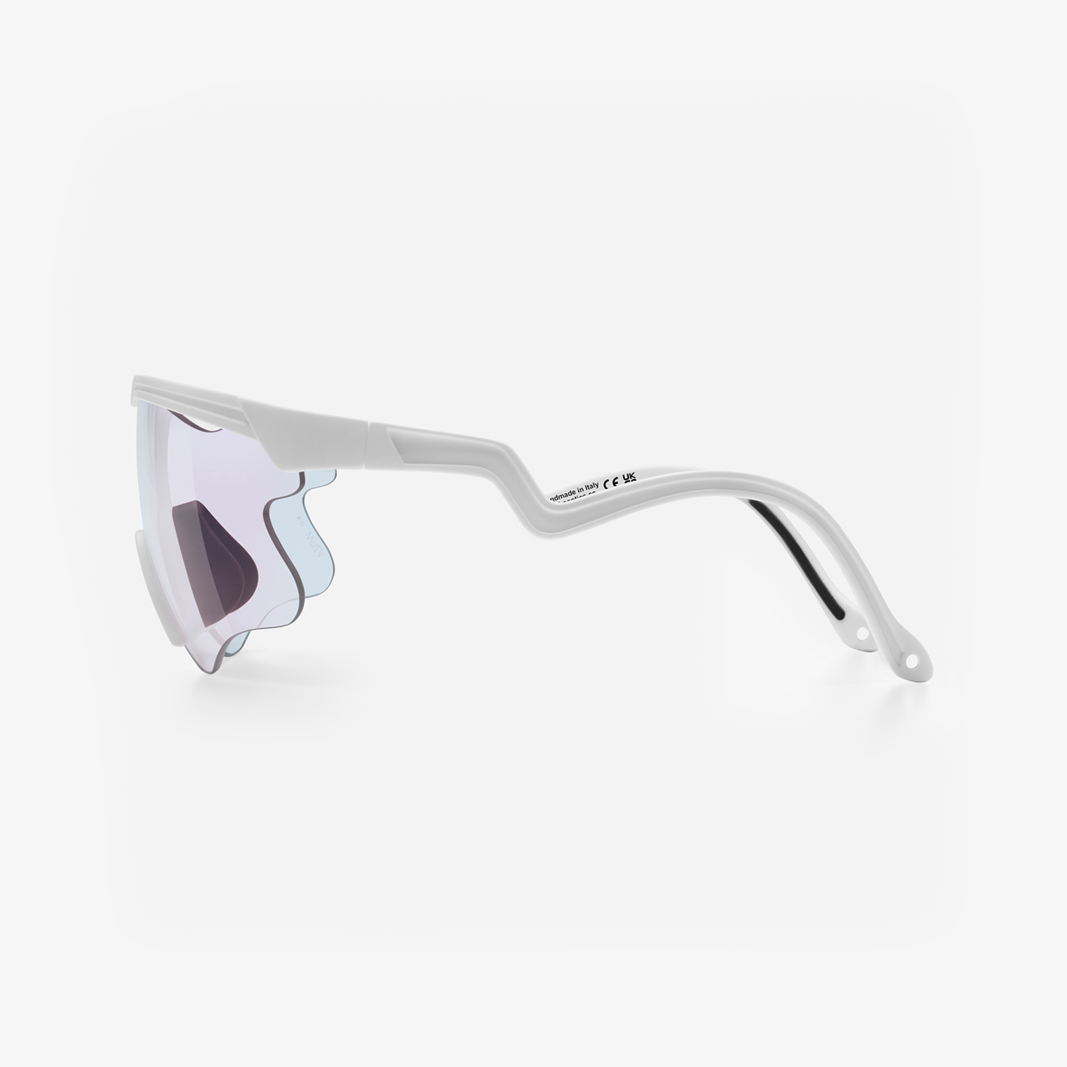 Alba Optics Delta LEI  White / VZUM™ F-Lens Fire Photochromic side