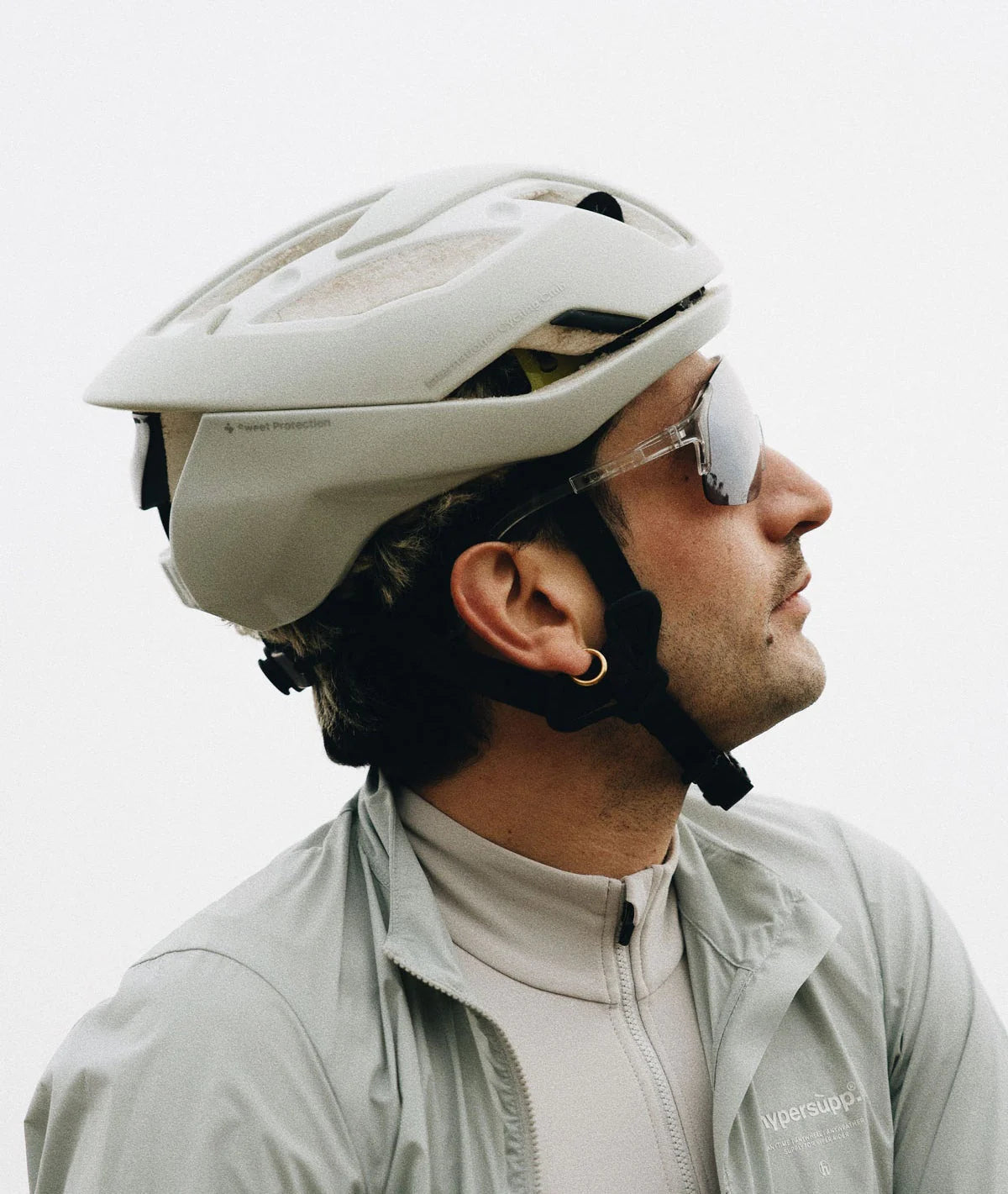 Alba-Optics-Jumbo-Sportbrille-Radfahrer