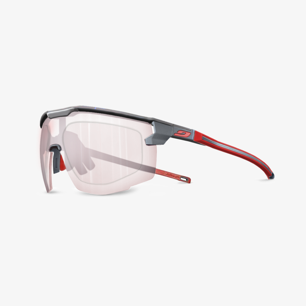 Julbo Ultimate mit Sehstärke / Schwarz Rot / Reactiv 0-3 HC