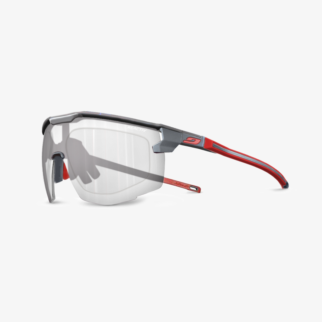 Julbo Ultimate mit Sehstärke / Schwarz Rot / Reactiv 0-3