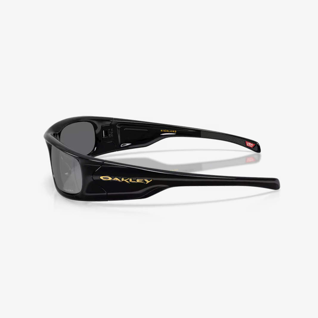 Oakley Highland / Black - Prizm Black side