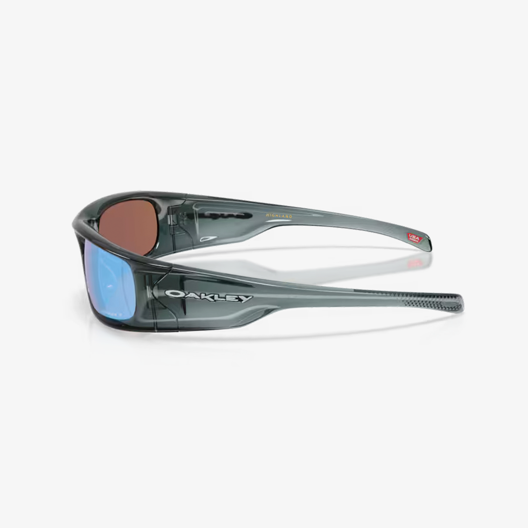 Oakley Highland / Crystal Black - Prizm Deep Water Polarized side