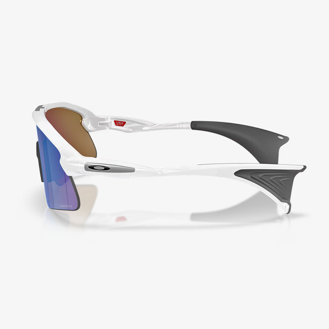 Oakley Stunt Devil / Matte White Prizm Sapphire side