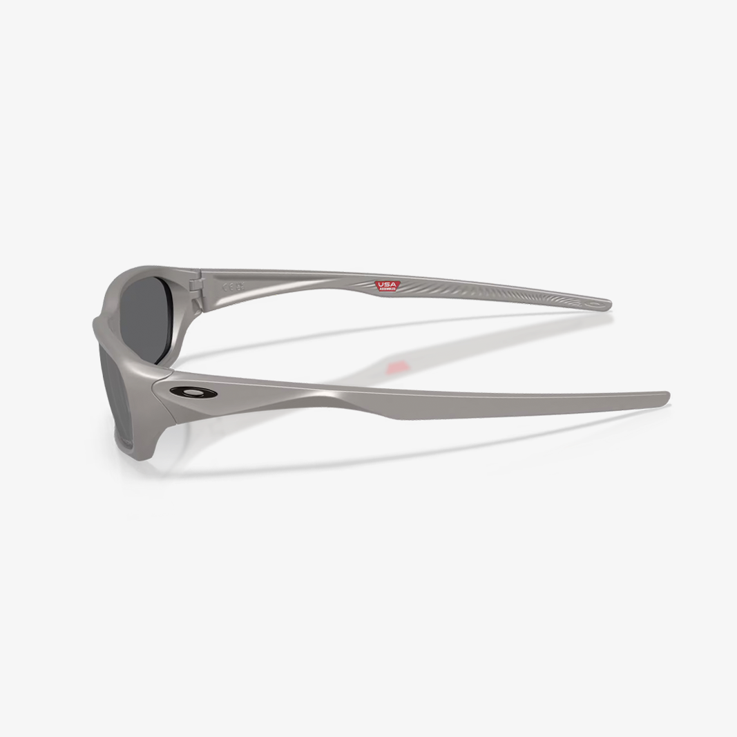 Oakley Terraforma / Matte Rootbeer - Prizm Tungsten Polarized side