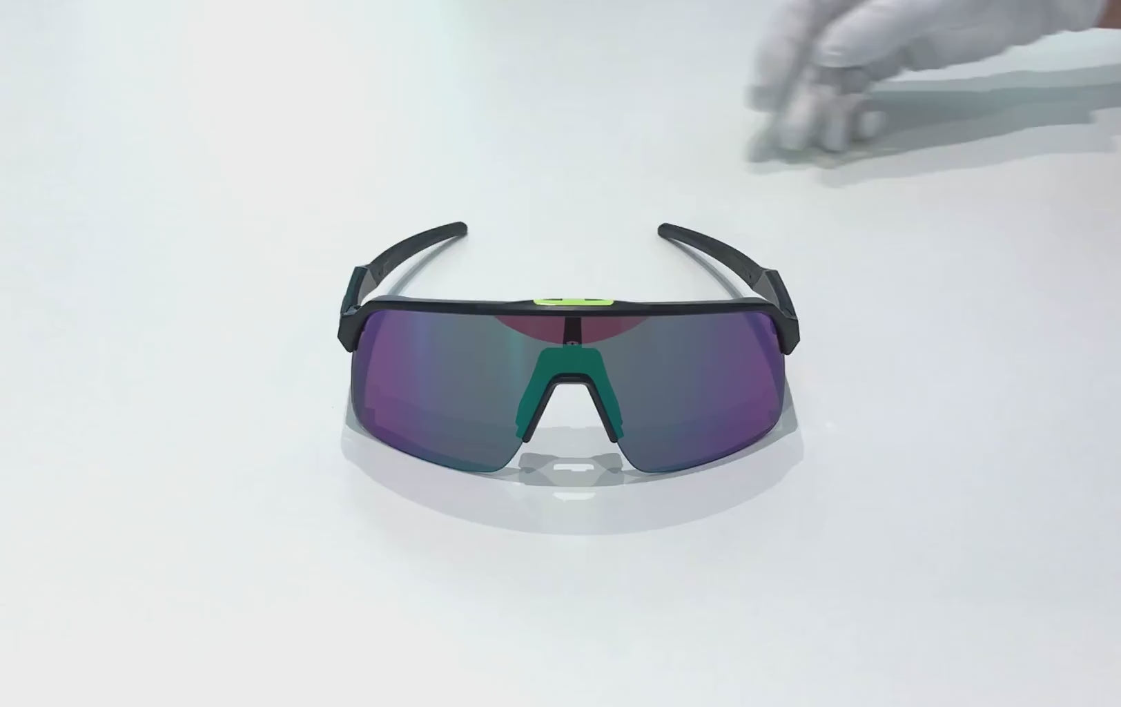 Oakley Sutro Lite Video